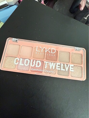 LYKD CLOUD TWELVE FAR PALETI