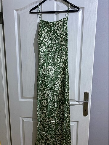 Zara maxi boy saten elbise
