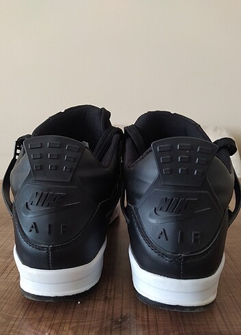 42 Beden Air Jordan Retro 4