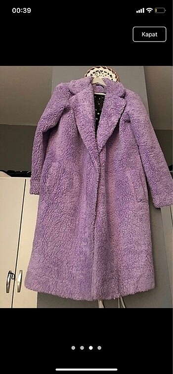 Mor peluş
