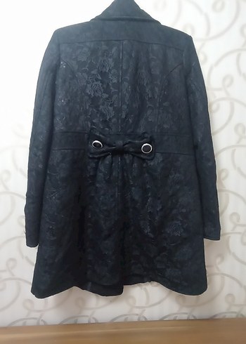 Düğmeli Siyah Kadın Kaban - Görsel 5