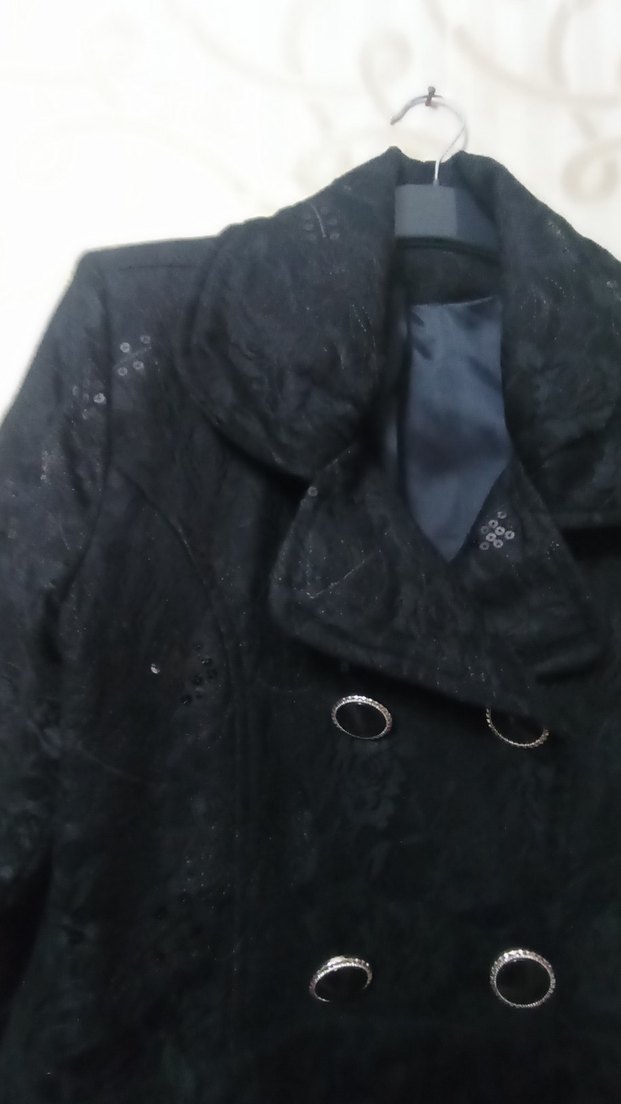 Düğmeli Siyah Kadın Kaban - Görsel 2