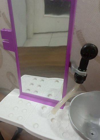 Barbie Bebek ve Kuaför Seti - Görsel 7