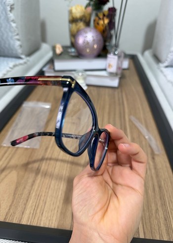 Tom ford çiçek desen - Görsel 7