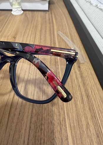 Tom ford çiçek desen - Görsel 4