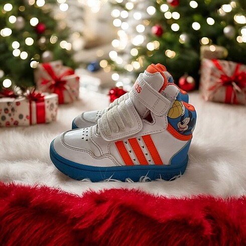 Adida mickey mouse ayakkabı