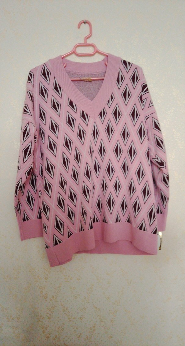 Pembe V Yakalı Örgü Kadın Kazak - Görsel 3