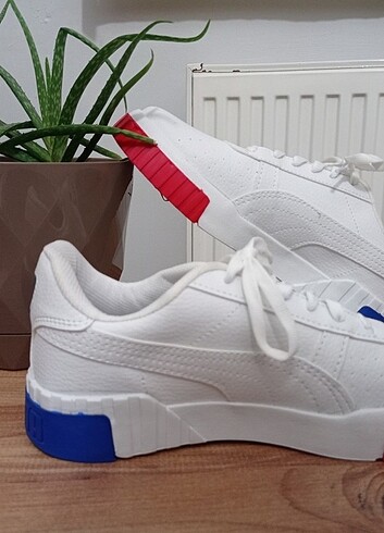 41 Beden beyaz Renk Puma Spor Ayakkabı kalıp dar