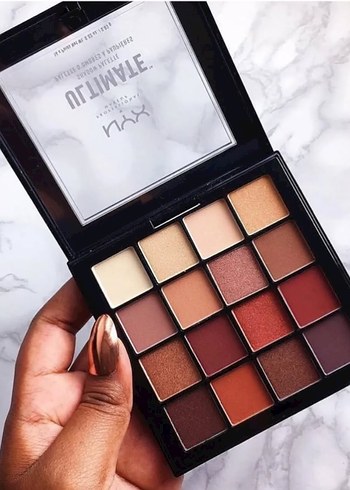 NYX NYX Ultimate Göz Farı Paleti - Bej Tonları