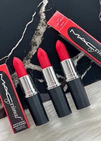 MAC Ruj Kırmızı Parlak Ton 3'lü Set