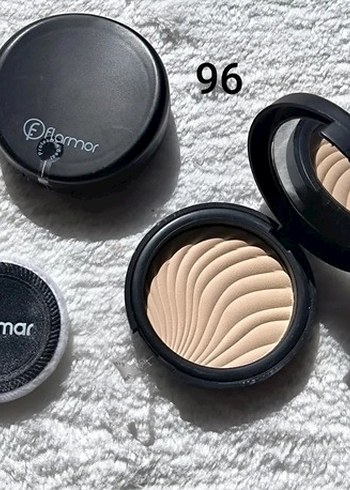 Flormar Açık Bej Pudra No:96