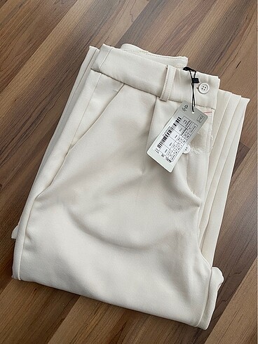 Trendyol Milla Pantolon