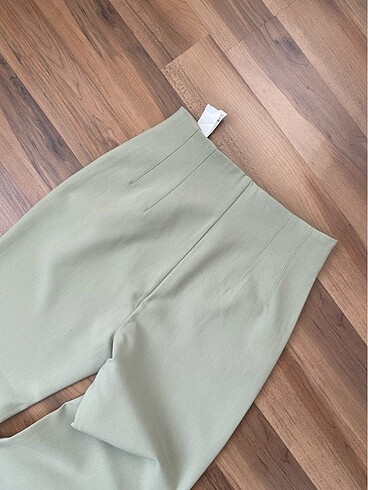 34 Beden Stradivarius Pantolon