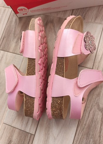 Kız Çocuk Pembe Tokalı Terlik - Görsel 8