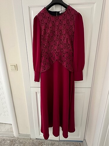 40 Beden bordo Renk Bordo abiye elbise