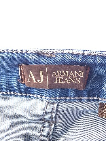 28 Beden mavi Renk Armani Jeans Jean / Kot %70 İndirimli.