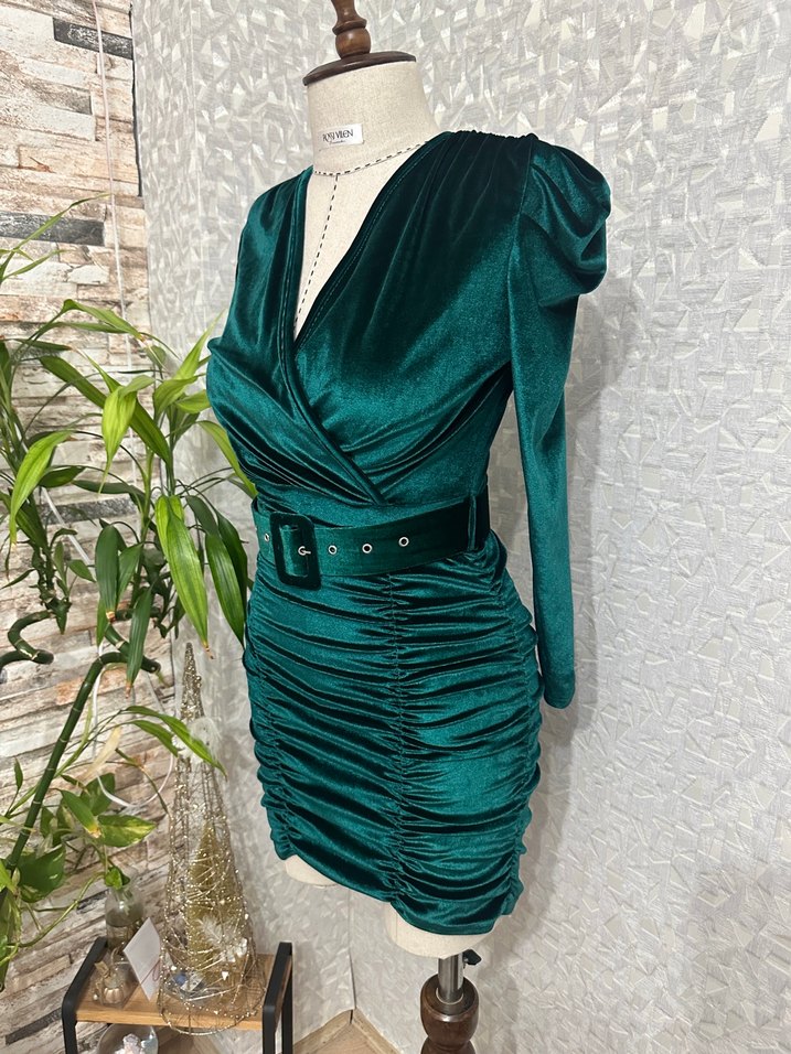 Kemerli Mini Yeşil V Yaka Elbise - Görsel 3