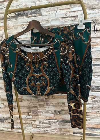 Oleg Cassini s