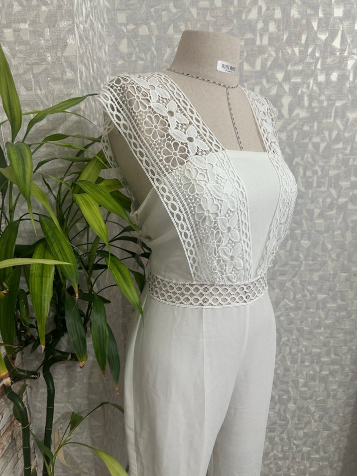 Dantel Detaylı Beyaz Kadın Uzun Tulum - Görsel 2