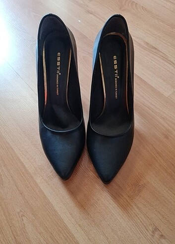 Diğer Stiletto