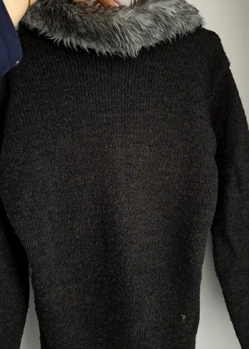 Gri Uzun Kollu Kürklü Kadın Hırka - Görsel 4