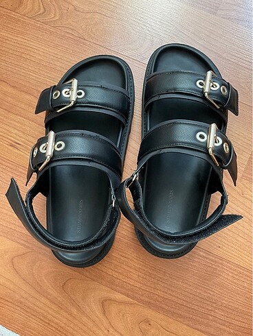 36 Beden Stradivarius Sandalet
