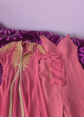 Pembe Nakışlı Bohem Straplez Uzun Elbise