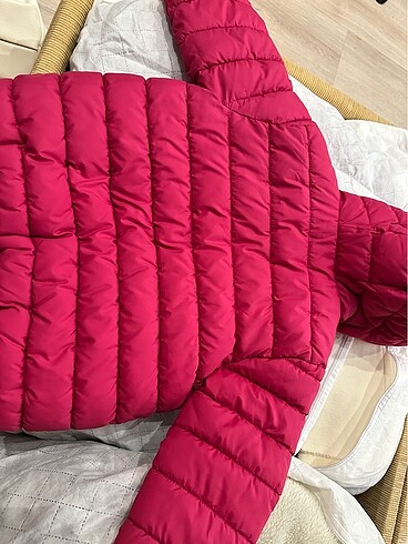 4 Yaş Beden Çocuk Benetton Kışlık Mont