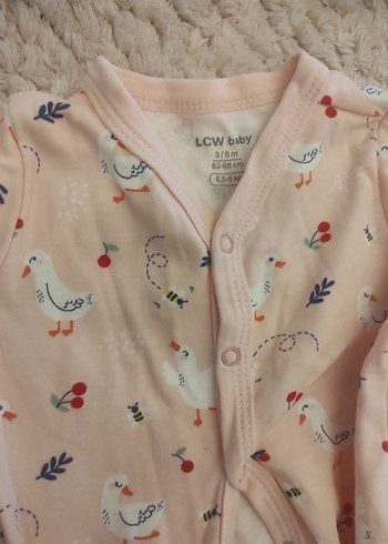 LC Waikiki Düğmeli Pembe Bebek Tulum