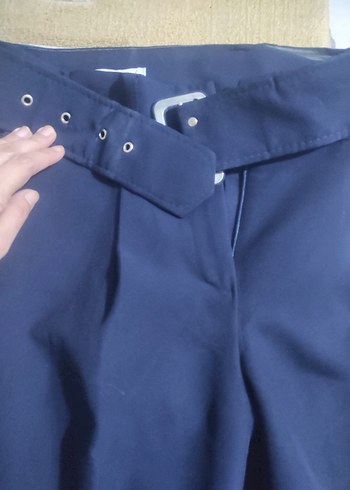 Yargıcı Kadın Lacivert Kemerli Kumaş Pantolon