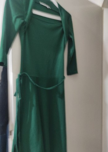 Uzun Kollu Yeşil zara Elbisesi - Görsel 2