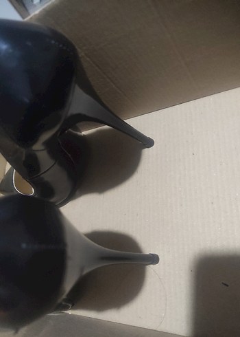 Kadın Siyah Stiletto Topuklu Ayakkabı - Görsel 3