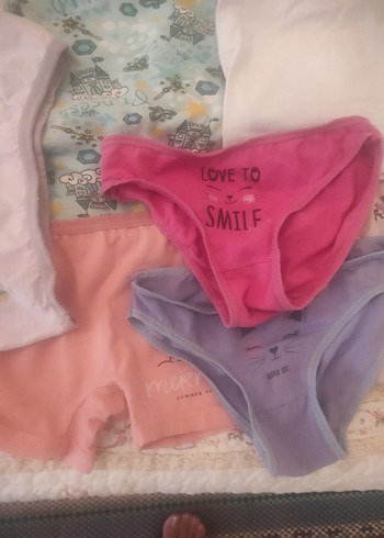 Baskılı Renkli Kız Çocuk alt ve üst çamaşır - Görsel 2