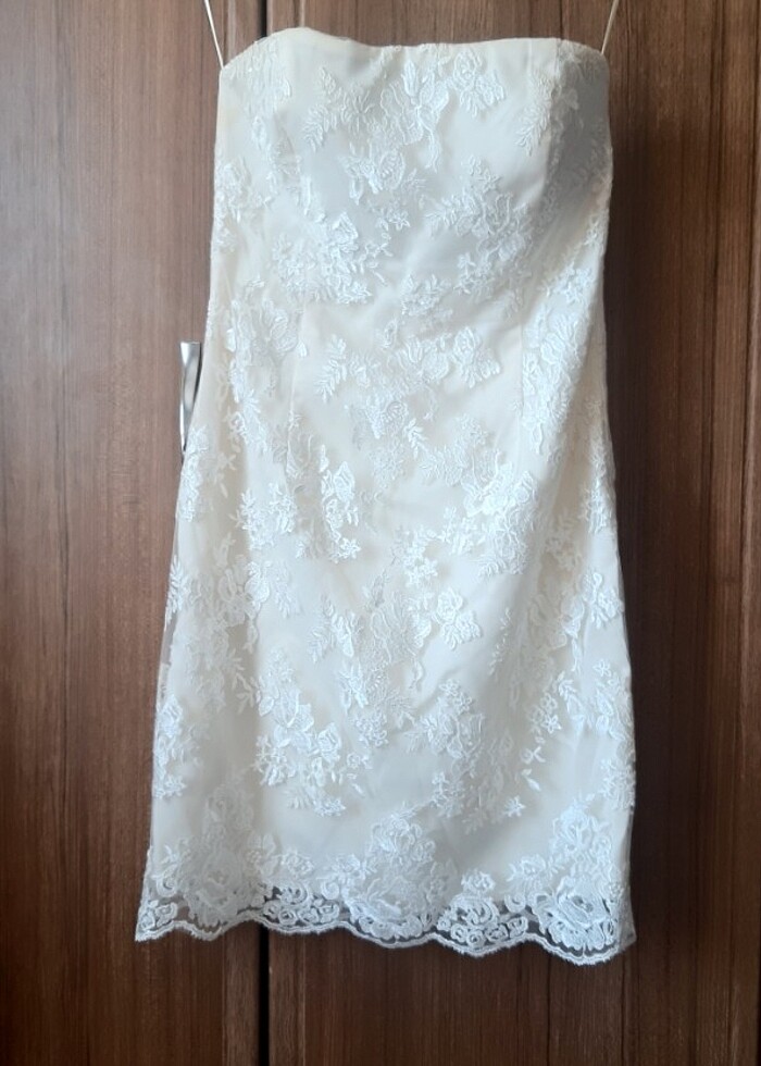 Nişan Elbisesi olarak giyildi.Gelinlik olarak da kullanılır.38 b - Görsel 2