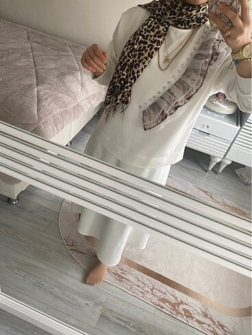 Leopar etekli takım