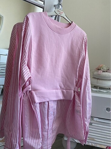 Zara Sweat
