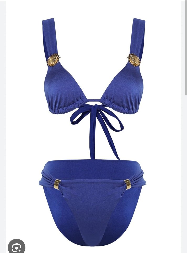 zeynep tosun mavi bikini takimi - Görsel 2