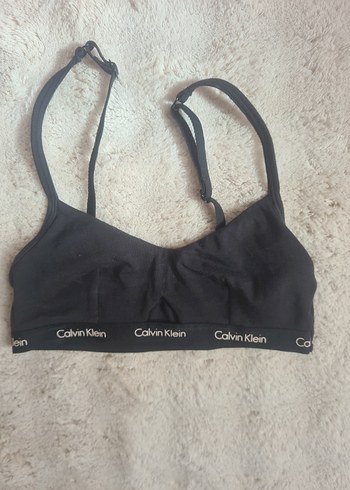 Calvin Klein xs