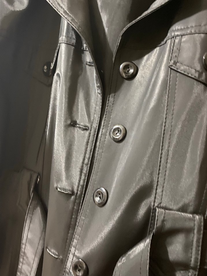 Düğmeli Siyah Deri Kadın Yağmurluk - Görsel 4