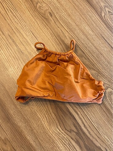 Bikini üstü