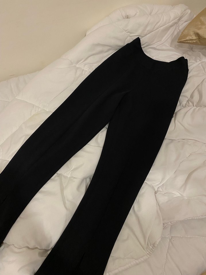 Yırtmaç detaylı pantolon - Görsel 3