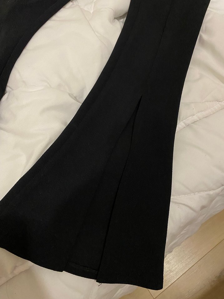 Yırtmaç detaylı pantolon - Görsel 2