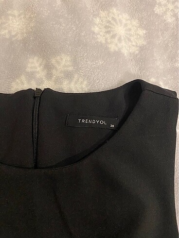 Şık abiye elbise arkası yırtmaçlı hiç kullanılmadı deformesi bul - Görsel 3