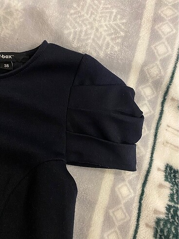 Lacivert kol detaylı arkası fermuarlı abiye elbise - Görsel 3