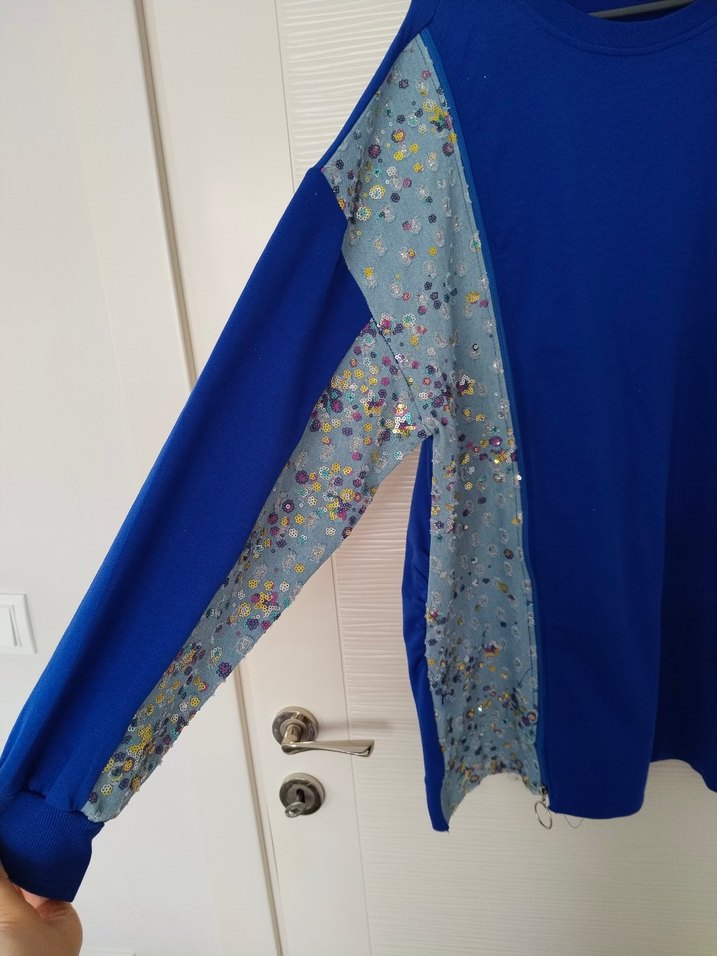 Mavi Uzun Kollu Salaş Sweatshirt — görsel 4/5