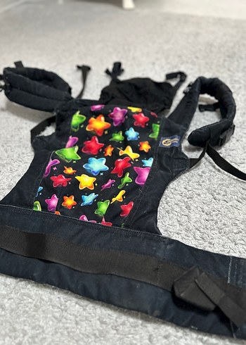 Renkli Desenli Siyah Bebek Taşıyıcı Marka- Babalinbaby
