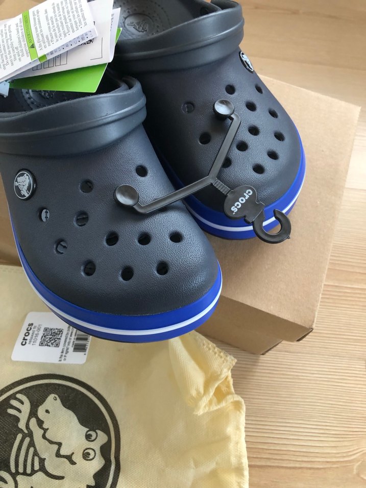 Crocs Erkek Çocuk Mavi Kaydırmaz Terlik - Görsel 2