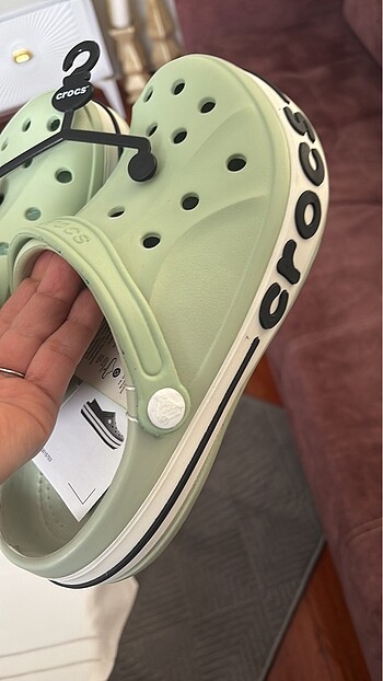 Crocs Yeni etiket li ürün