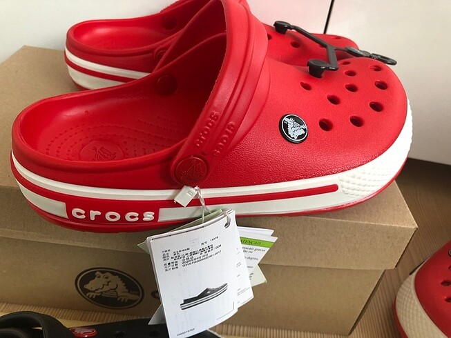 Crocs Yeni etiket li ürün