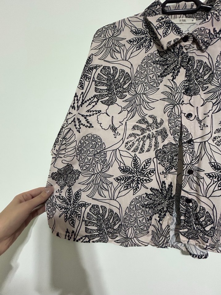 Gri Desenli Kısa Kollu Kadın Gömlek - Görsel 2